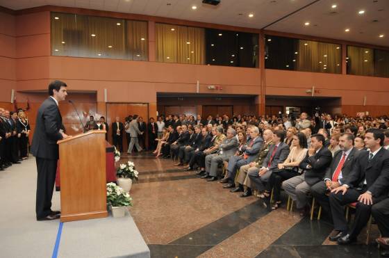 El Gobernador Juan Manuel Urtubey tomó juramento a los nuevos ministros que acompañarán su nueva gestión de Gobierno.