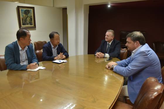 El vicegobernador se reunió con inversores mineros coreanos