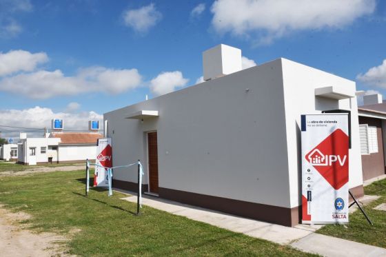 Las viviendas están ubicadas en la zona sudeste de Capital y fueron ejecutadas a partir de un trabajo articulado entre el Gobierno de Salta y el Sindicato de Trabajadores Viales