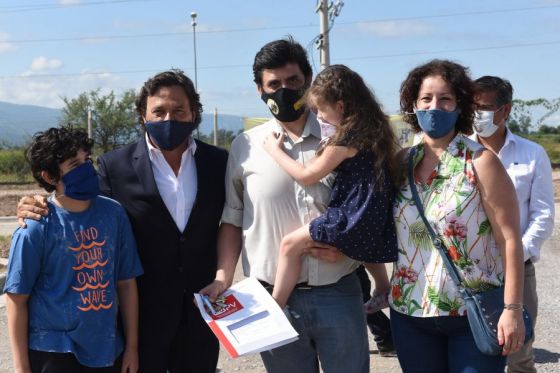 Las viviendas están ubicadas en la zona sudeste de Capital y fueron ejecutadas a partir de un trabajo articulado entre el Gobierno de Salta y el Sindicato de Trabajadores Viales