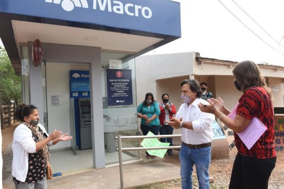 El gobernador Gustavo Sáenz inauguró el nuevo acueducto en Los Blancos que fue ejecutado con fondos provinciales para la provisión de agua segura a los vecinos de la zona