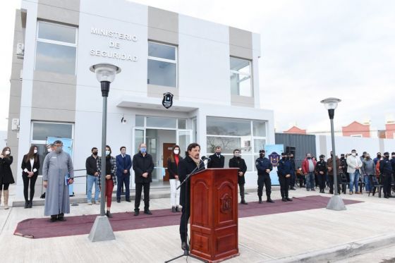 El gobernador Gustavo Sáenz inauguró en barrio El Huaico la Base Operativa Policial, beneficiando directamente a más de 5 mil familias que residen en la zona