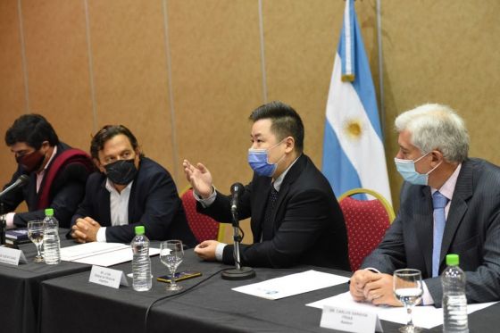 El gobernador Gustavo Sáenz recibió a una delegación de los principales directivos de la empresa china BRUNP Recycling, dedicada al desarrollo integral de la economía del litio y subsidiaria de CATL