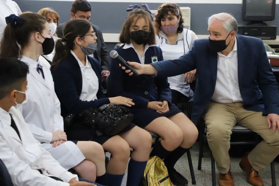 El ministro Cánepa, junto a docentes y más de 300 estudiantes salteños, participó de la apertura de la actividad a través de una Muestra Anual de Trabajos Escolares de Investigación