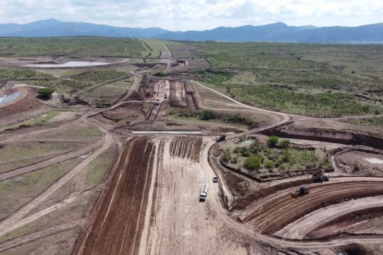 Sáenz verificó la obra que se está realizando en la zona que unirá la ruta provincial 28 con la avenida Bolivia. “Esta es una obra muy grande, muy importante y muy esperada por los salteños”