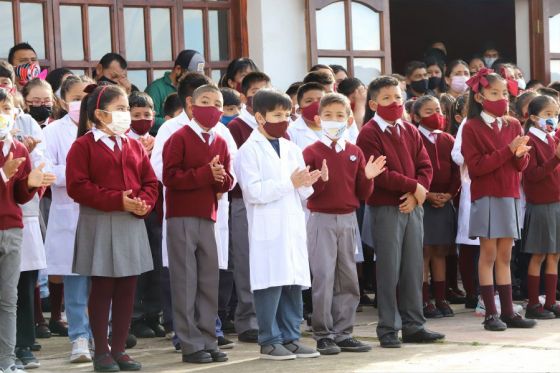 El gobernador Gustavo Sáenz inauguró oficialmente el ciclo lectivo 2022 en la provincia en la escuela N° 4752 “Dody Aráoz Costas de Jovanovics Usandivaras” de Campo Quijano