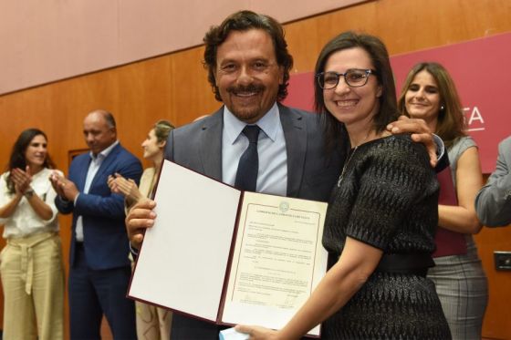 El gobernador Gustavo Sáenz tomó juramento a Itatí Carrique como Secretaria de las Mujeres, Género y Diversidad dependiente del Ministerio de Gobierno, Derechos Humanos y Trabajo.