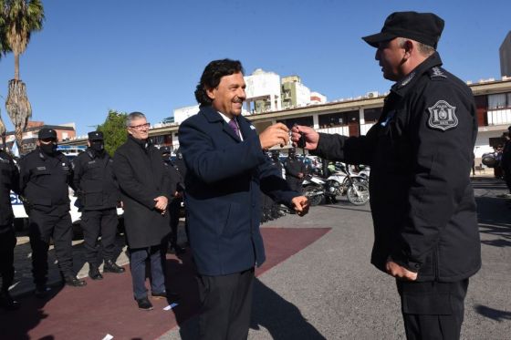 “Es política de Estado de este Gobierno dar a quienes velan por nuestra seguridad las herramientas necesarias para que cumplan con su trabajo”, dijo el Gobernador