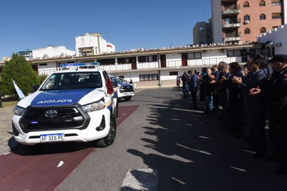 “Es política de Estado de este Gobierno dar a quienes velan por nuestra seguridad las herramientas necesarias para que cumplan con su trabajo”, dijo el Gobernador