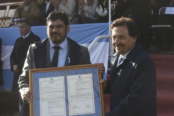 En el día de la Patria, con esperanza y fe, y así como lucharon nuestros héroes para que seamos libres e independientes, hoy desde el Norte tenemos que pelear juntos con la consigna de la igualdad”