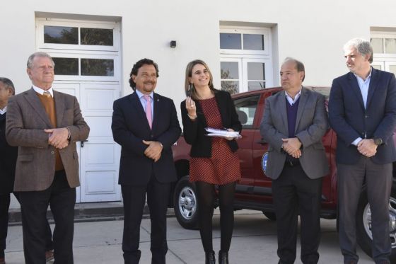 En el Polo de las Mujeres, el Gobernador destacó que en Salta todas y cada una de las áreas que abordan la violencia y la perspectiva de género, trabajan coordinada y articuladamente