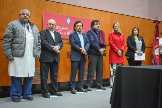 El gobernador Gustavo Sáenz tomó juramento a la nueva secretaria de Minería y Energía de la Provincia, Romina Sassarini