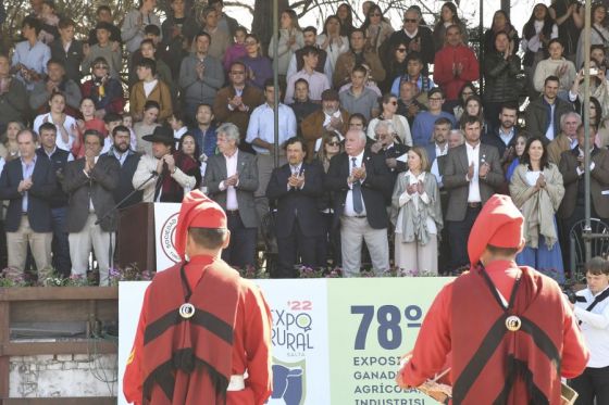 En el predio de la Sociedad Rural Salteña, el gobernador Gustavo Sáenz dejó oficialmente inaugurada la 78° edición de la Exposición Ganadera, Agrícola, Industrial y Comercial Expo Rural 2022