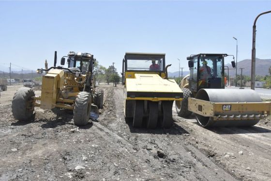 El gobernador Gustavo Sáenz junto al ministro de Obras Públicas de la Nación Gabriel Katopodis verificó tres importantes obras que están en ejecución en Salta.