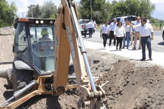 En Cerrillos Sáenz supervisó obras de viviendas, agua y saneamiento