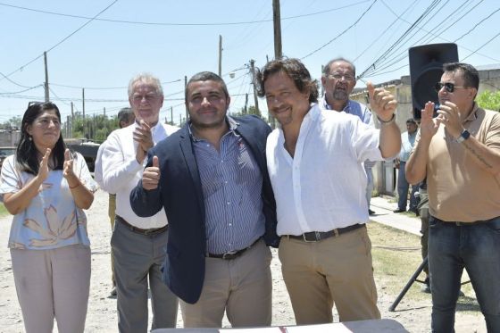 El Gobernador inició formalmente un plan de obras para más de 150 familias del barrio Virgen del Valle, con una inversión superior a los $70 millones