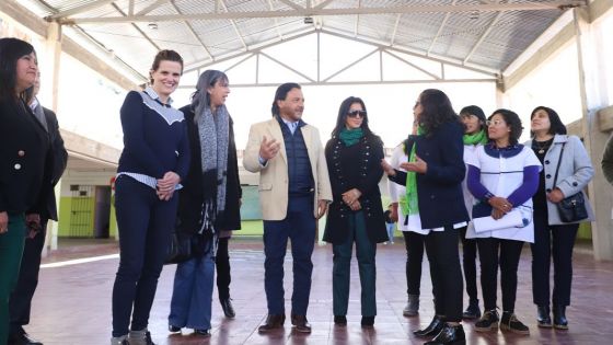 El gobernador Gustavo Sáenz anunció que en la escuela Normal N° 4.704 de Cafayate, la Provincia retomó obras para mejorar y ampliar la infraestructura de esa escuela, beneficiando directamente a unos 2 mil estudiantes