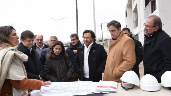 El gobernador Gustavo Sáenz y funcionarios nacionales recorrieron las obras de ampliación y optimización de la Planta Depuradora Sur y de viviendas ubicadas en barrio Pereyra Rozas.