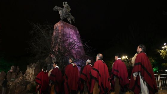 A 203 años de su fallecimiento, se realizaron los tradicionales actos y fogones en el monumento al héroe nacional