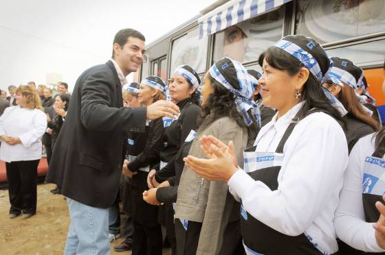 Entrega de viviendas en Orán