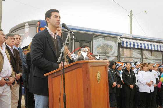 Entrega de viviendas en Orán