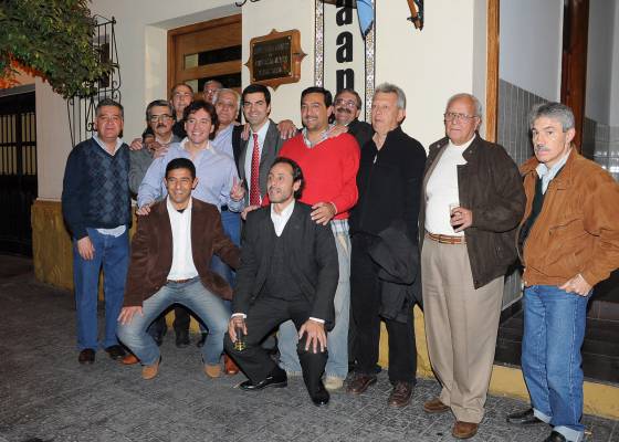 Cena con visitadores médicos