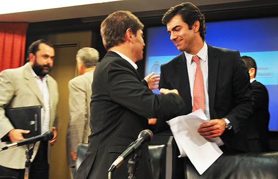 Gobernador Juan Manuel Urtubey reunion en la sede del Ministerio de Economía de la Nación.