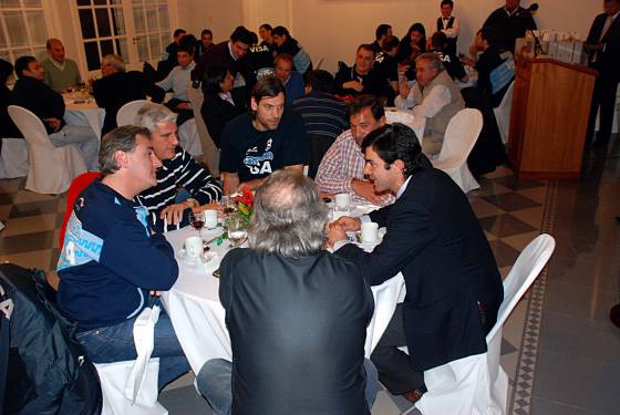 Gobernador con Selección Argentina de Básquet