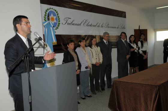 El gobernador Juan Manuel Urtubey encabezó el acto de inauguración de un depósito y varias oficinas del Tribunal Electoral.