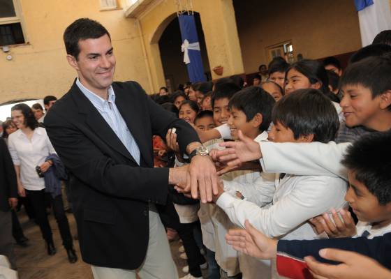 Obras de infraestructura educativa inauguró el gobernador Urtubey en las escuelas Francisco de Gurruchaga y 4.808 de Rosario de Lerma.