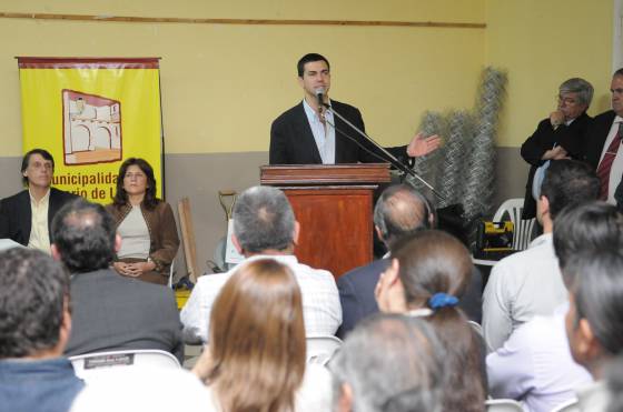 Obras de infraestructura educativa inauguró el gobernador Urtubey en las escuelas Francisco de Gurruchaga y 4.808 de Rosario de Lerma.