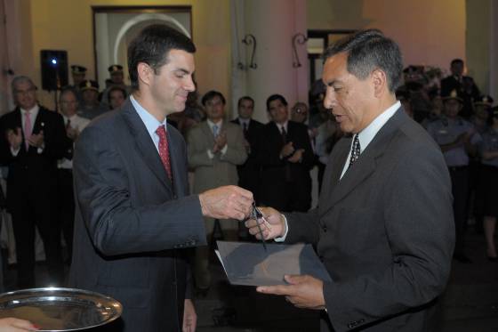 El gobernador Juan Manuel Urtubey presidió el acto de entrega de 70 vehículos a la Policía de la Provincia.