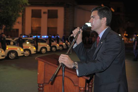 El gobernador Juan Manuel Urtubey presidió el acto de entrega de 70 vehículos a la Policía de la Provincia.