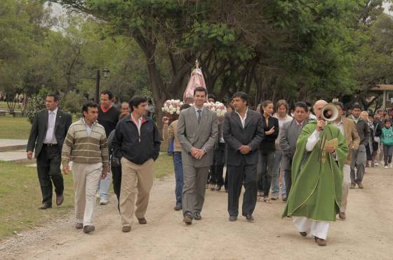 El gobernador Juan Manuel Urtubey acompañó a la comunidad de Finca Las Costas en los festejos patronales en honor de Ntra. Señora del Rosario de Pompeya.