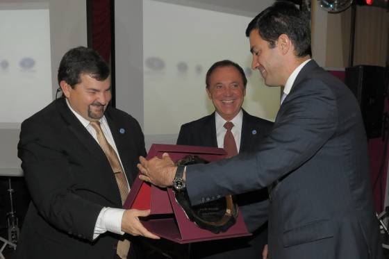 El Gobernador asistió a los festejos por el 105° aniversario de la Cámara de Comercio e Industria.