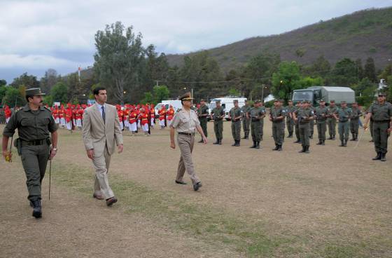 El gobernador Juan Manuel Urtubey participó en la ceremonia de cambio de jefatura en la Agrupación VII Salta de Gendarmería Nacional.