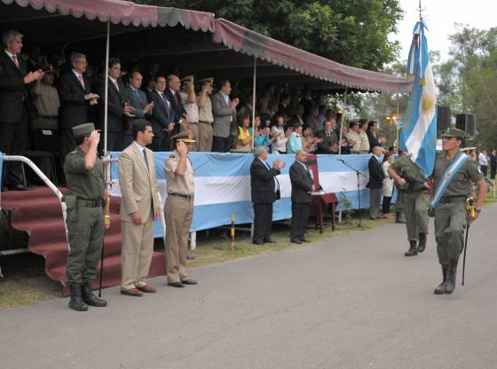 El gobernador Juan Manuel Urtubey participó en la ceremonia de cambio de jefatura en la Agrupación VII Salta de Gendarmería Nacional.