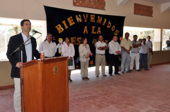 El gobernador Juan Manuel Urtubey inauguró la escuela 4.815 de la misión wichi Lewetes de Los Ranchitos, ubicada en Los Blancos (departamento Rivadavia).