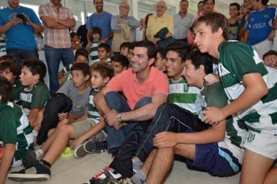 Salta apuesta a la práctica del rugby para consolidar vínculos familiares y sociales