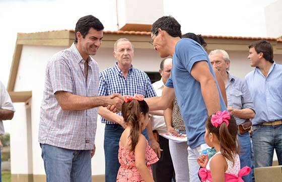 Cincuenta nuevas familias de Apolinario Saravia cuentan con una vivienda propia