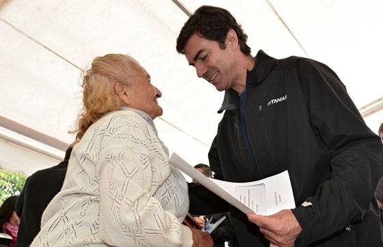 Doscientas seis familias de la zona sudeste de la ciudad ya tienen las escrituras de sus terrenos