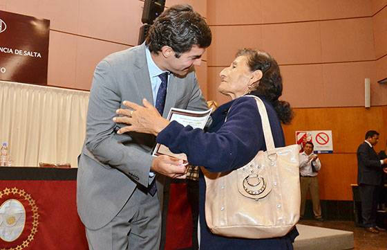 Salta consolida su política de inclusión educativa con la creación de la Dirección General de Educación Permanente para Jóvenes y Adultos