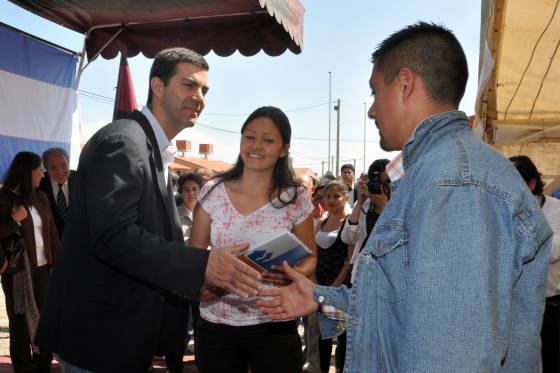 Entrega de viviendas del barrio Los Ceibos