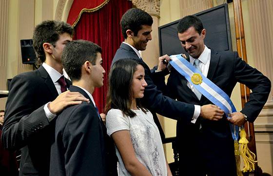 Urtubey asumió su tercer mandato marcando las oportunidades que tienen Salta y el país y apelando a la convivencia