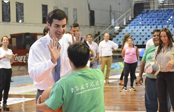 Urtubey acompañó a la Fundación Baccigalupo en el inicio del ciclo lectivo 2016