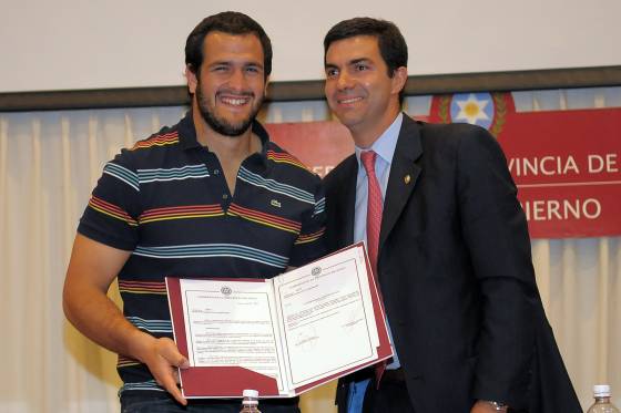 Reconocimiento al rugbista Juan Figallo