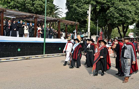 Urtubey participó en la fiesta patronal y fundacional de Tartagal