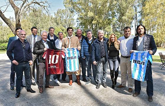 Urtubey recibió a directivos de Racing Club de Avellaneda