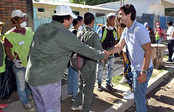 Urtubey recorrió la ciudad de Orán afectada por el temporal del lunes