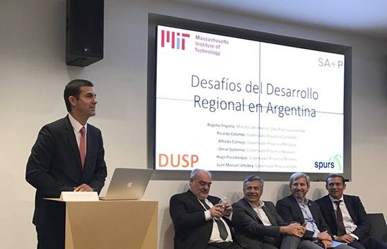 Urtubey disertó en el MIT sobre los desafíos del desarrollo regional en Argentina